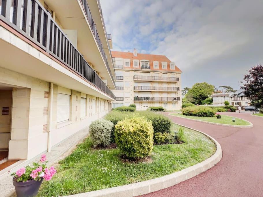 Deauville Triangle D'Or Proche Mer & Casino Aux Clefs Des Sacres Экстерьер фото